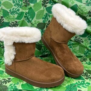 SO paulina chestnut boots size 10